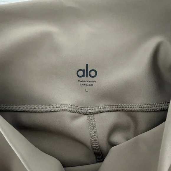 ALO Yoga Taupe Leggings - Picture 2 of 3